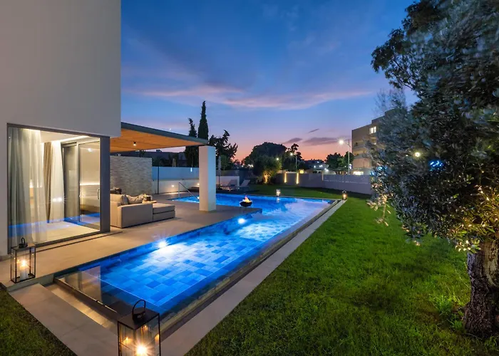 فيلة Alma Luxury