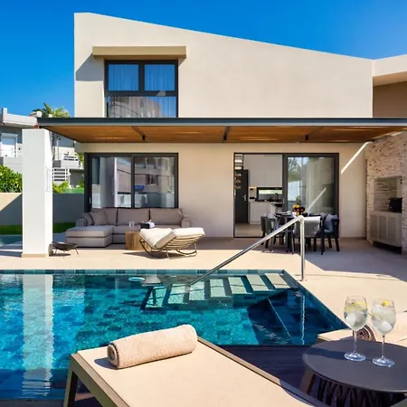 Alma Luxury Villa